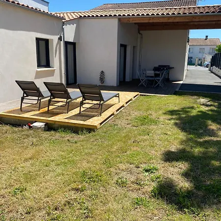 Maison Moderne Plain-pied 3 Jardin Preau La Rochelle (Charente-Maritime)