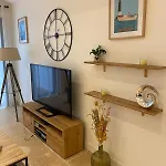 Maison Moderne Plain-pied 3 Jardin Preau *