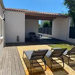 Maison Moderne Plain-pied 3 Jardin Preau La Rochelle (Charente-Maritime)