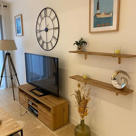 Maison Moderne Plain-pied 3 Jardin Preau *