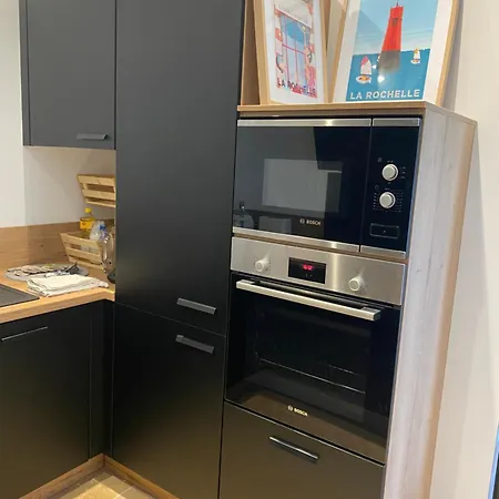 Maison Moderne Plain-pied 3 Jardin Préau *